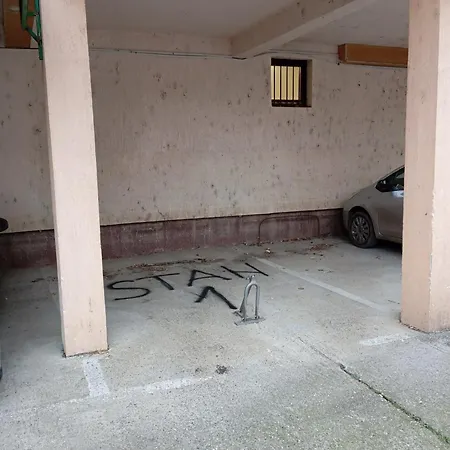 Apartment Vuk *
